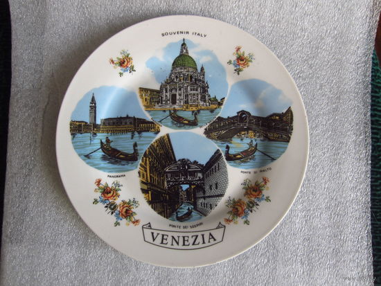 Настенная тарелка Венеция.