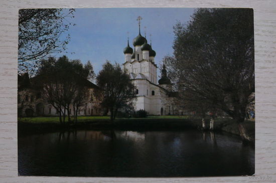 Ростов Великий. Церковь Иоанна Богослова; 1981, чистая.