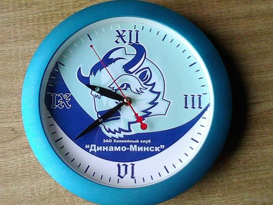 Часы Настенные - С Логотипом - Хоккейный Клуб "Динамо" Минск.