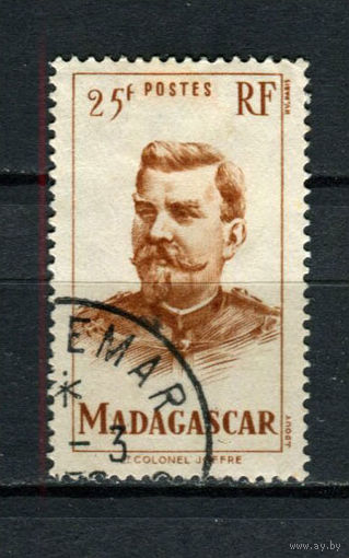 Французские колонии - Мадагаскар - 1946 - Маршал Жозеф Жоффр 25Fr - [Mi.405] - 1 марка. Гашеная.  (Лот 102AW)