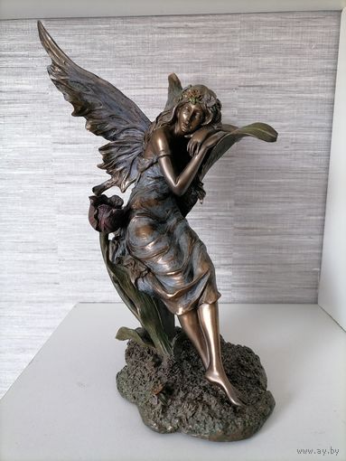 Статуэтка "Девушка-ангел" Veronese