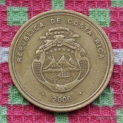 Коста-Рика 100 колон 2000 года, AU. Не частый тип герба. Миллениум.