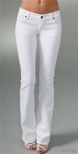 Фирменные белые джинсы плотные