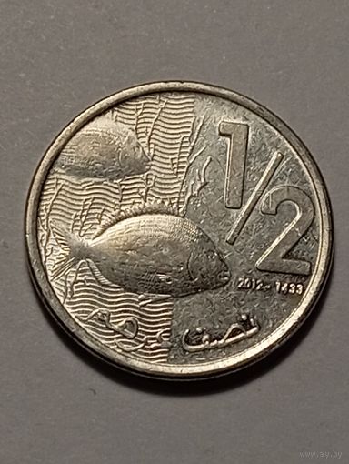 Марокко 1 2 франка  2012 года .