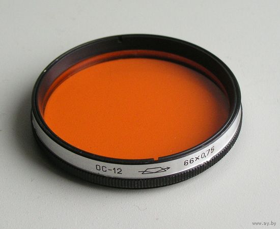 Светофильтр оранжевый ОС-12 резьба 66 мм для объектива Гелиос-40