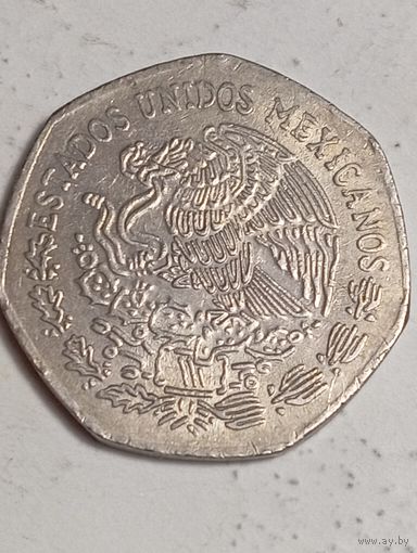 Мексика 10 песо 1981 года .