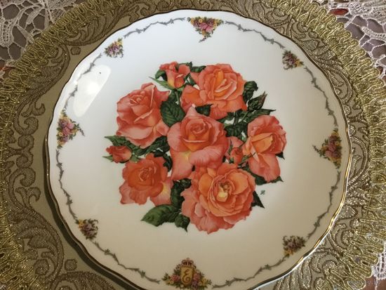 Тарелка коллекционная Розы Англия Royal Albert