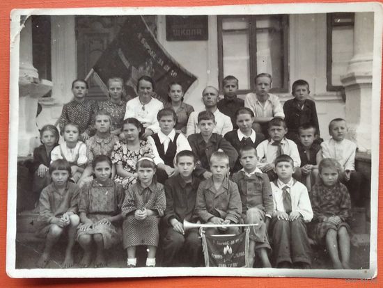 Фото из СССР. В пионерском лагере. 1950 г. 8.5х11.5 см