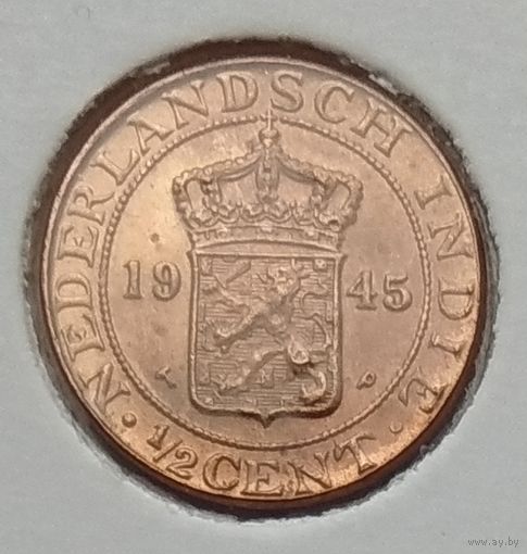 Голландская Индия 1/2 цента 1945 г. В холдере