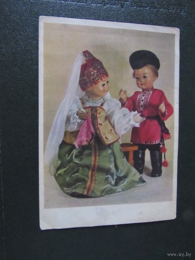 Куклы в старинных костюмах Ярославской области