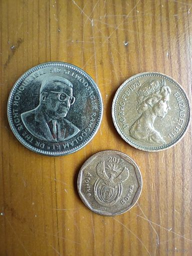 Маврикий пол рупий 2010, ЮАР 10 центов 2017, Великобритания 1 пени 1976-39