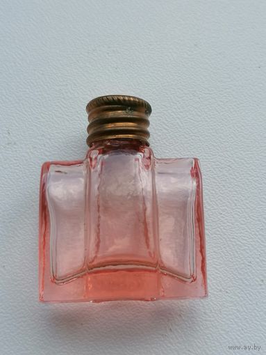 Флакончик от парфюма