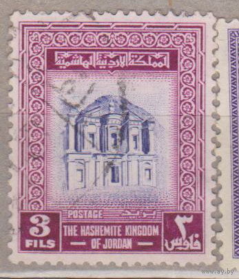 Иордания храм в Петре 1954-1955 год  лот 16 Архитектура