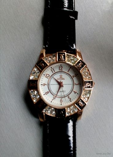 Часы наручные женские " CHANEL"кварц (реплика)