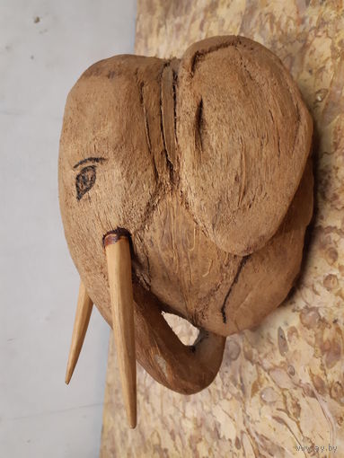 Статуэтка из кокоса Слон
