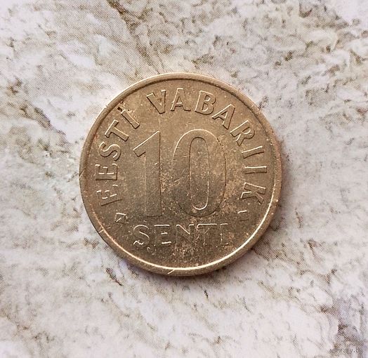 10 сентов 1996 года Эстония. 2ая Республика (крона,1991-2008). Красивая монета! Родная патина!
