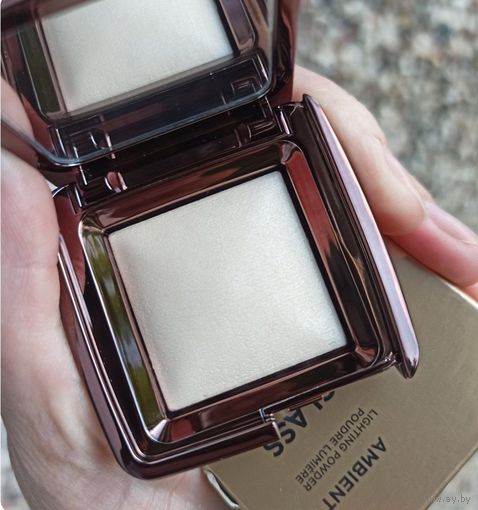 Миниверсия компактной пудры Hourglass Ambient Lighting Powder 1.3 gr (Diffused Light)