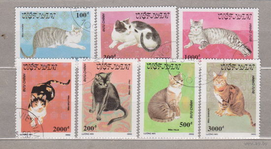Кошки Фауна Вьетнам 1990 год  лот 1070 ПОЛНАЯ СЕРИЯ из 7 марок