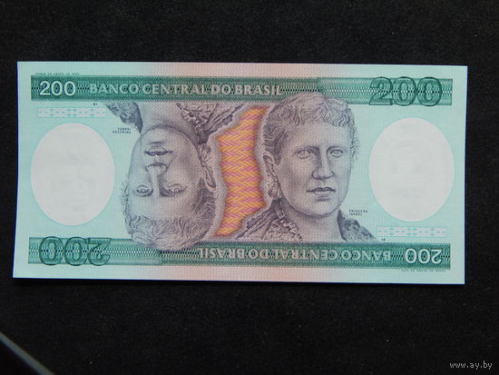 Бразилия 200 крузейро 1981-84г.UNC