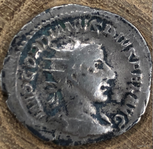 Денарий. Antoninian 241-243 Рим империя Gordianus III Pius Antoninian Rom 241-243 IOVIS Юпитер стоит прямо, держа скипетр 3,83гр.23,5мм.