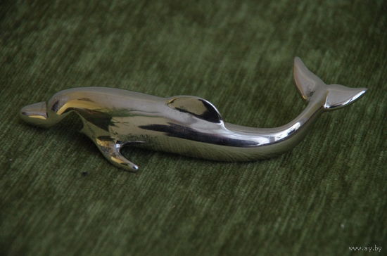 Статуэтка - открывалка " Дельфин "