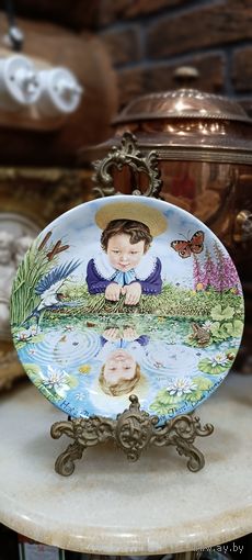 Аукцион с рубля! 17 Тарелка винтажная декоративная настенная Англия Дети Мальчик смотрит в реку Davenport The Kite