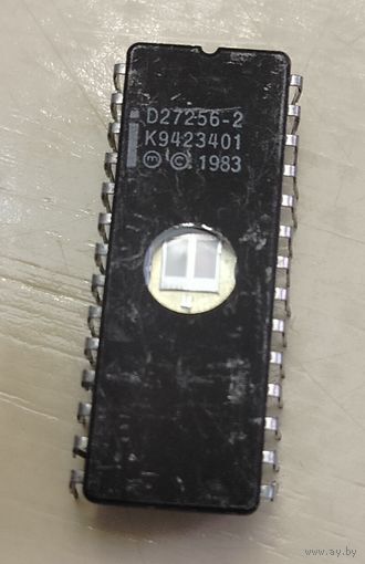 Микросхема Intel D27256-2 UV EPROM