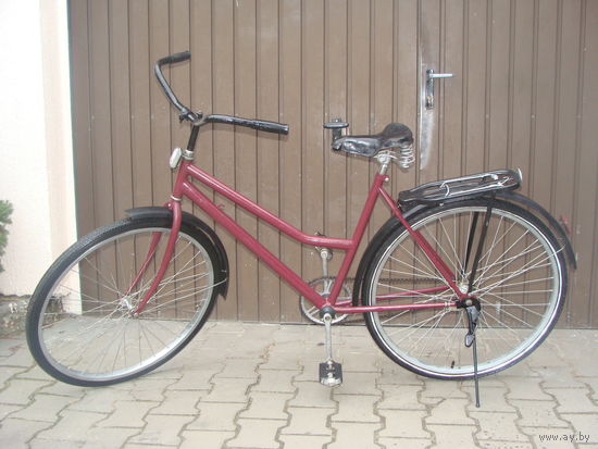 Велосипед дамский 28 размер колес .