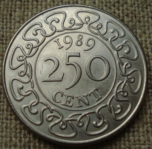 250 центов 1989 Суринам