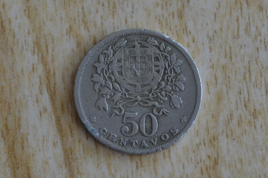 Португалия 50 сентаво 1945