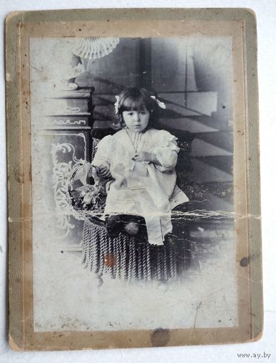 Фото девочки. До 1917 г. 10х14 см.