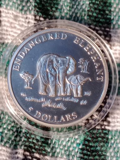 Либерия 5 долларов 2000 слоны серебро
