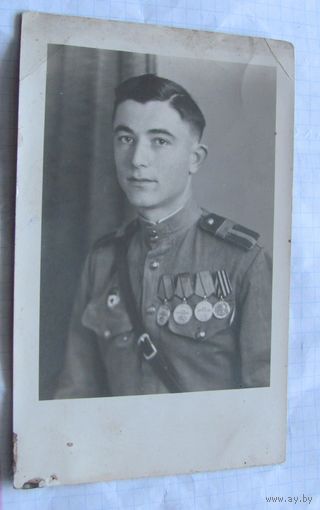 Фото 27 ВОВ старшина с тремя медалями За отвагу нечастое