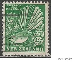 Новая Зеландия. Птицы. Серая веерохвостка. 1935г. Mi#189.