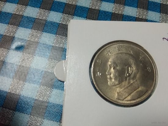 Тайваньская монетка в холдере 31