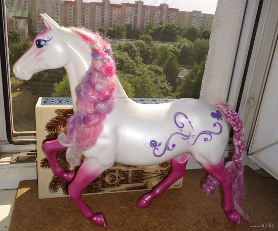 Конь музыкальный , лошадь для Барби