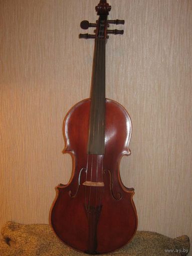 Скрипка мастеровая,4/4 c идеальным звучанием и красивым внешним видом,как для дамы.